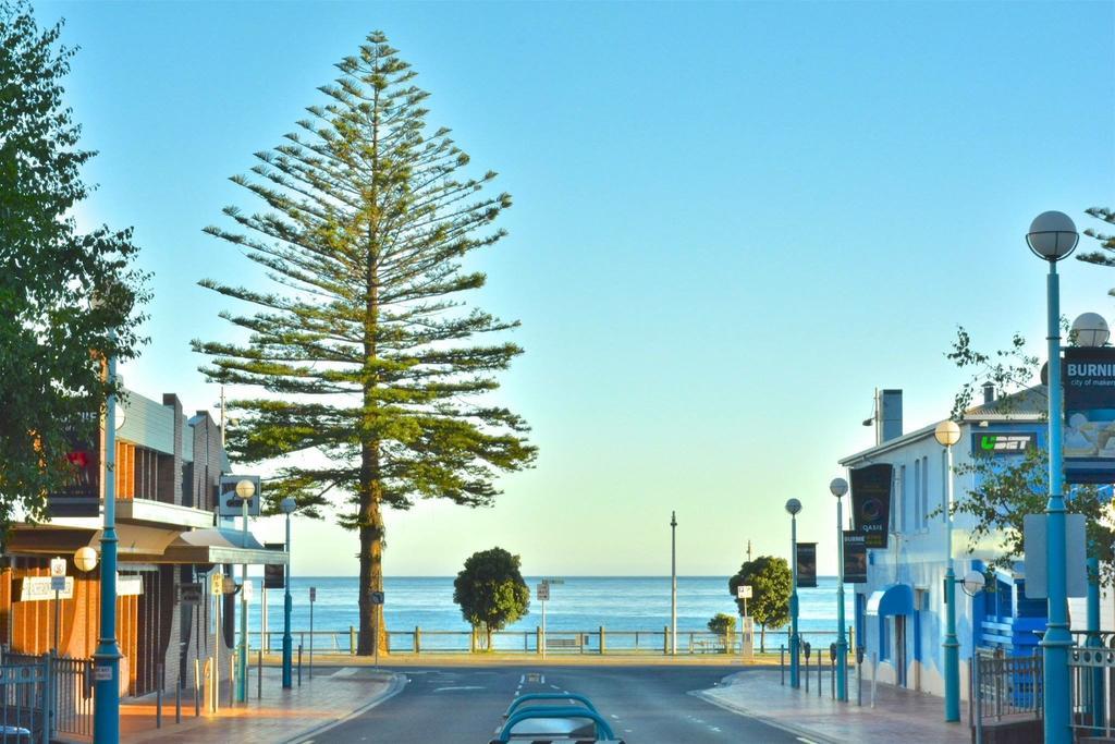 Beachfront Voyager Motor Inn Burnie Exterior photo